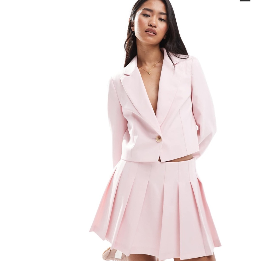 Missguided Light Pink Blazer Jacket & Skort (Set)